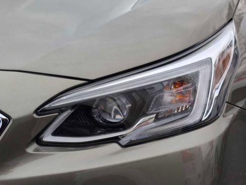 Certified 2022 Subaru Outback Limited image 11