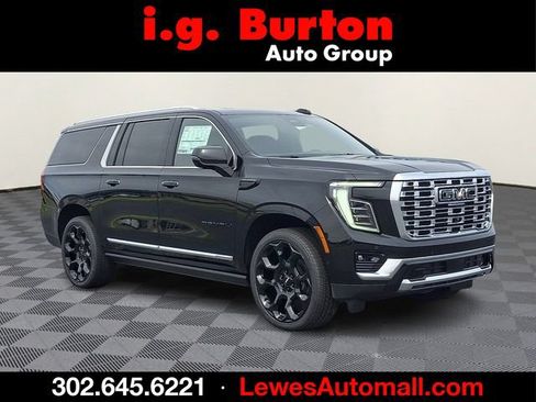 New 2026 GMC Yukon XL Denali w/ Denali Reserve Package AWD/4WD image 1