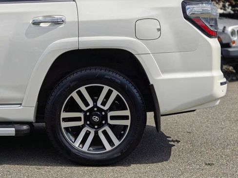 Used 2017 Toyota 4Runner Limited AWD/4WD image 58