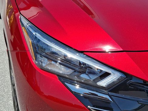 Certified 2025 Nissan Versa SR w/ Trunk Package FWD image 11