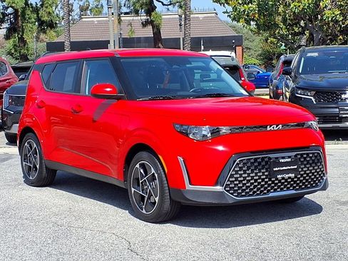 Certified 2024 Kia Soul EX FWD image 7