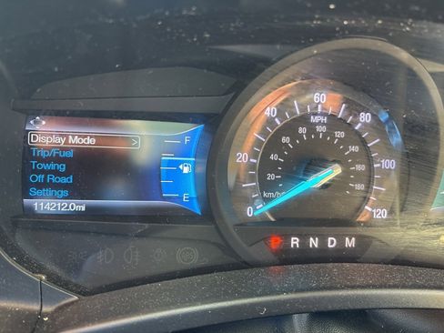 Used 2015 Ford Expedition EL XLT w/ Equipment Group 202A image 28