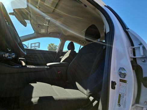 New 2025 Nissan Sentra S image 13