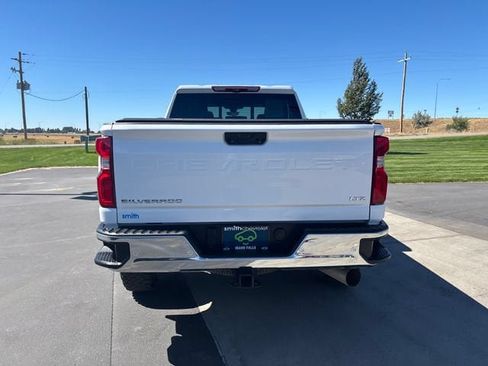 Certified 2023 Chevrolet Silverado 3500 LTZ w/ LTZ Convenience Package AWD/4WD image 4