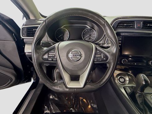 Used 2022 Nissan Maxima SV w/ Floor Mat Group FWD image 13