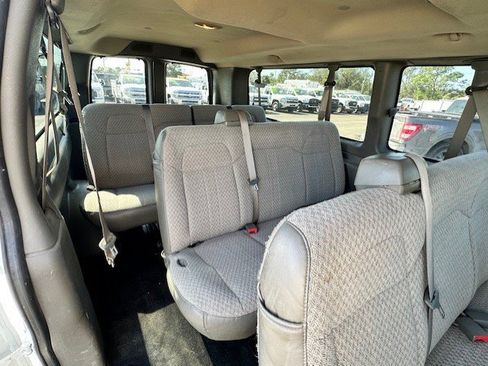 Used 2015 Chevrolet Express 3500 LT w/ LT Preferred Equipment Group image 18