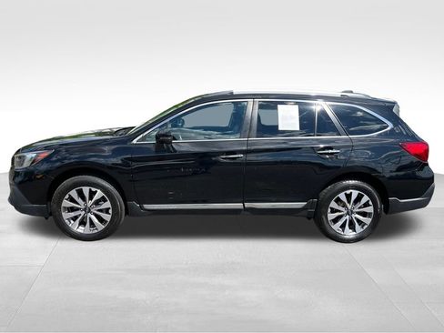Used 2019 Subaru Outback 3.6R Touring AWD/4WD image 4