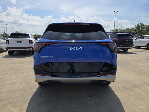 New 2026 Kia Sportage SX FWD image 7