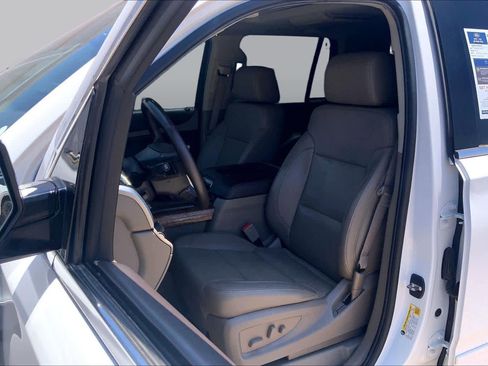 Used 2016 Chevrolet Tahoe LTZ RWD image 8
