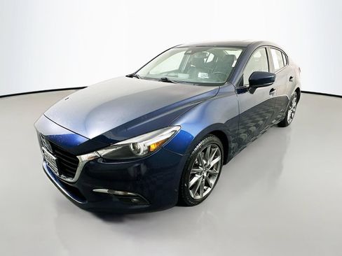 Used 2018 MAZDA MAZDA3 Grand Touring w/ Premium Equipment Package FWD image 3