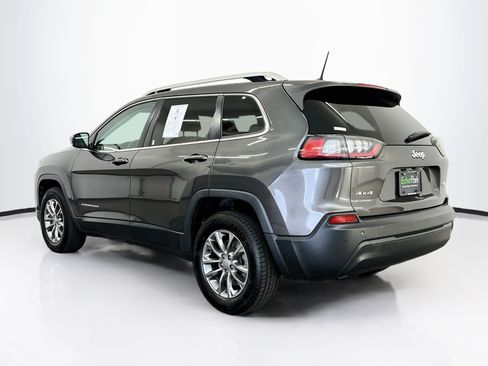 Used 2019 Jeep Cherokee Latitude Plus w/ Comfort/Convenience Group AWD/4WD image 5