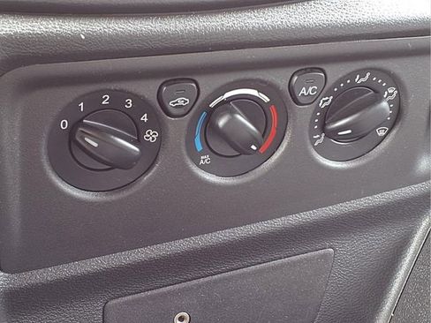 Certified 2017 Ford Transit 150 130 Low Roof RWD image 15