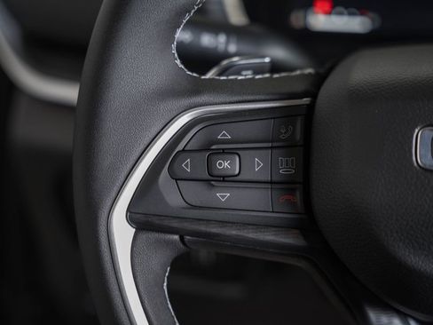 New 2025 Jeep Grand Cherokee Laredo X image 26