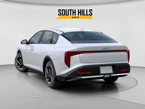 New 2025 Kia K4 EX FWD image 4