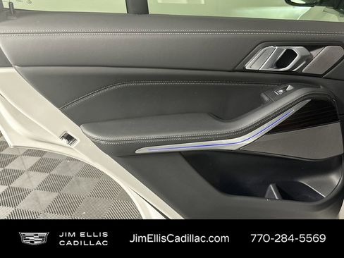 Used 2025 BMW X5 xDrive50e image 19