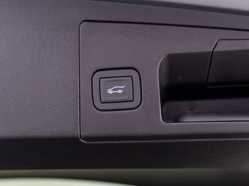 New 2026 Cadillac XT5 Premium Luxury w/ Driver Assist Package image 32