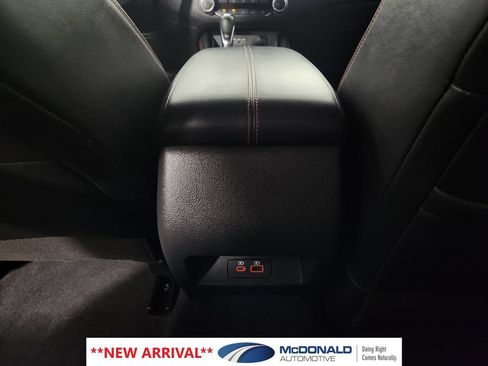 Used 2023 Nissan Altima 2.5 SR AWD/4WD image 19