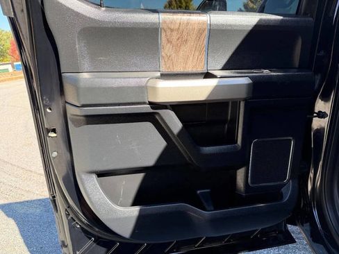 Used 2017 Ford F250 Lariat w/ Tow Technology Bundle image 14