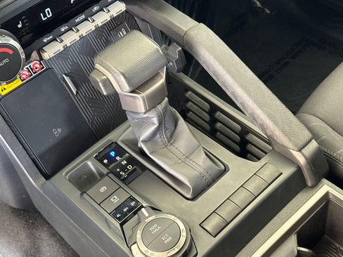 Certified 2024 Toyota Tacoma SR5 image 19