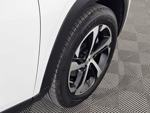 Used 2025 Chevrolet Trax RS w/ Driver Confidence Package image 7