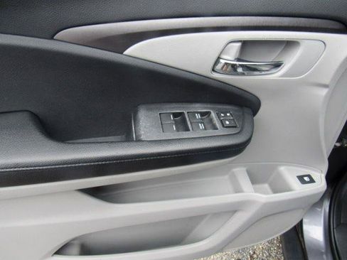 Used 2016 Honda Pilot LX image 21