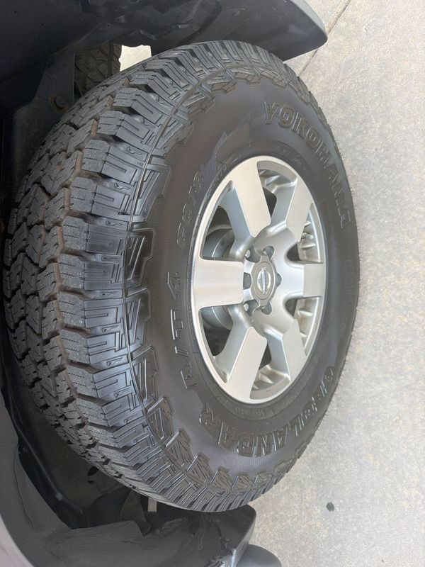 Used 2013 Nissan Xterra PRO-4X w/ Pro-4x Leather Pkg AWD/4WD image 10