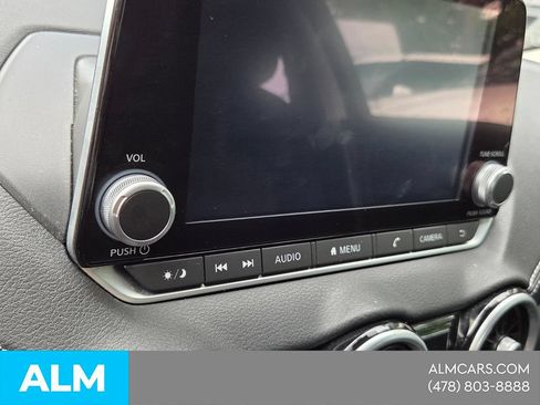 Used 2024 Nissan Sentra SV FWD image 21