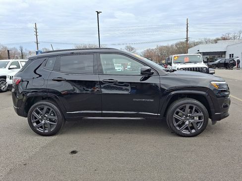 Certified 2024 Jeep Compass Limited w/ High Altitude Package AWD/4WD image 7