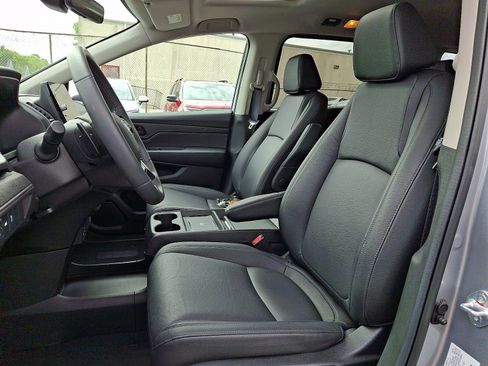 Certified 2026 Honda Odyssey EX-L image 14