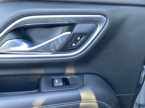 Used 2021 Chevrolet Tahoe Z71 w/ Z71 Signature Package image 47