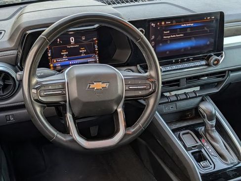Used 2023 Chevrolet Colorado LT w/ LT Convenience Package RWD image 12