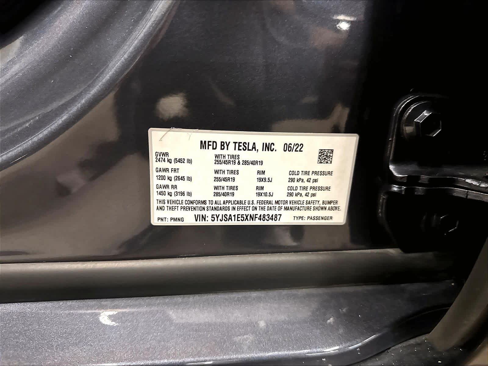 Used 2022 Tesla Model S AWD/4WD image 32