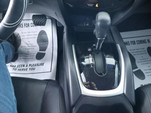 Used 2015 Nissan Rogue SL w/ SL Premium Package FWD image 27