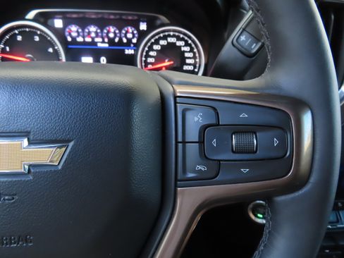 Used 2020 Chevrolet Silverado 2500 High Country image 23