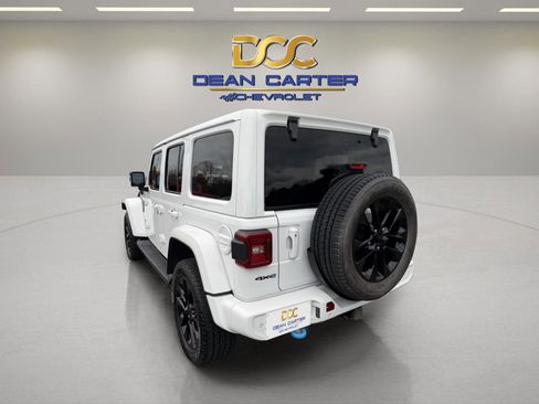 Used 2021 Jeep Wrangler Unlimited Sahara image 4