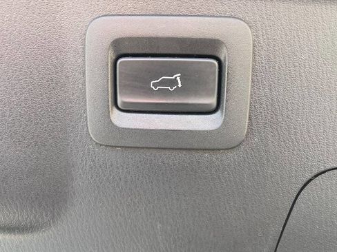 Used 2017 MAZDA CX-9 Signature image 21