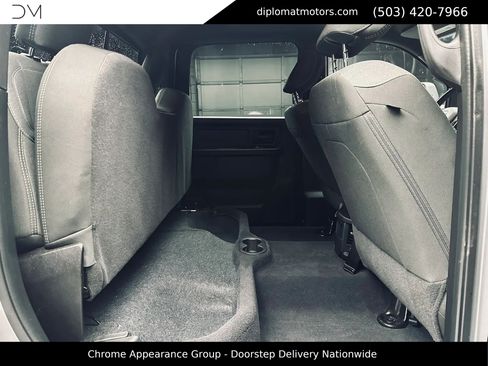 Used 2024 RAM 3500 Tradesman w/ Chrome Appearance Group AWD/4WD image 23