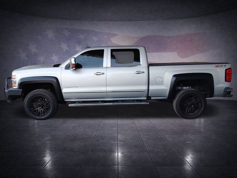 Used 2017 Chevrolet Silverado 2500 LTZ w/ Duramax Plus Package AWD/4WD image 2