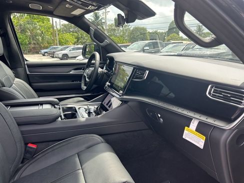 New 2024 Jeep Grand Wagoneer Series II w/ Quick Order Packagew 28T image 32