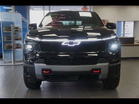 New 2026 Chevrolet Silverado EV Trail Boss w/ Premium Package AWD/4WD image 20