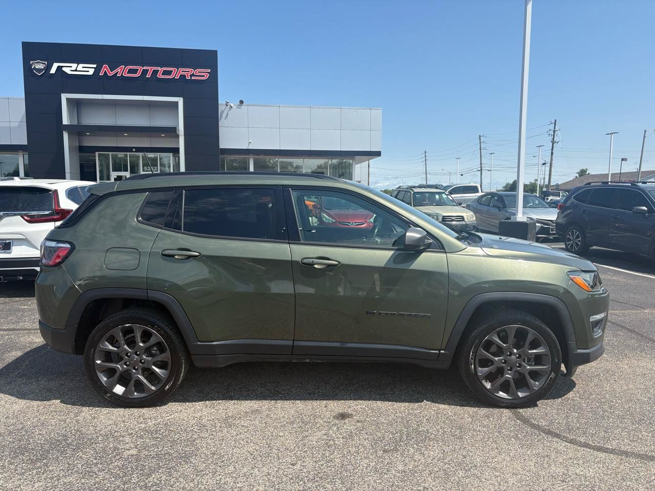 Used 2021 Jeep Compass Latitude AWD/4WD image 15