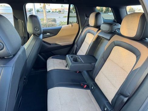 Used 2025 Chevrolet Equinox ACTIV w/ Safety and Technology Package image 19