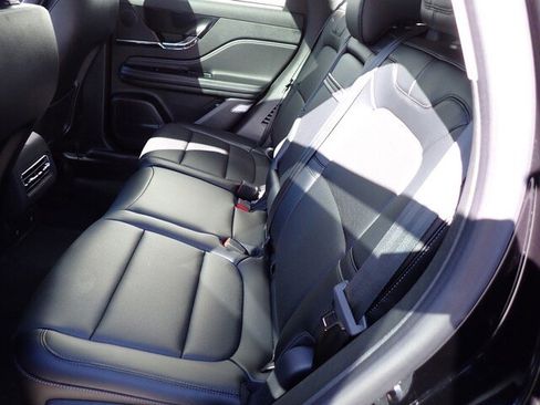 New 2026 Lincoln Corsair Premiere image 16