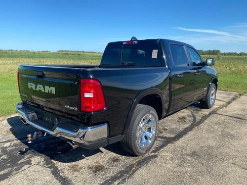 Used 2025 RAM 1500 Big Horn AWD/4WD image 3