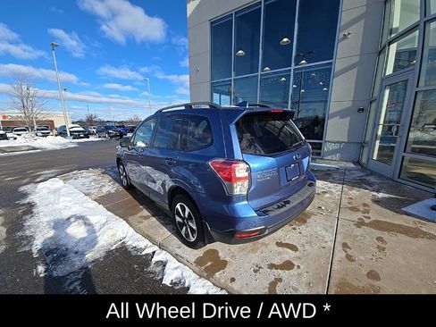 Used 2017 Subaru Forester 2.5i Premium w/ All-Weather Package image 6