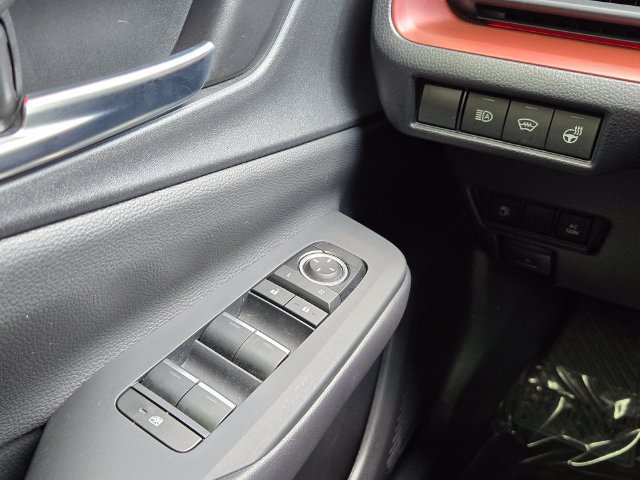 Used 2024 Toyota Prius Prime FWD image 19