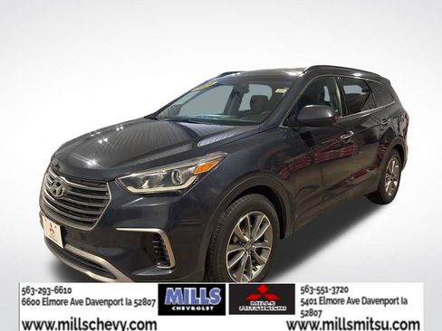 Used 2019 Hyundai Santa Fe XL SE image 1