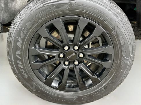 Used 2022 GMC Canyon Elevation Standard w/ Convenience Package AWD/4WD image 37