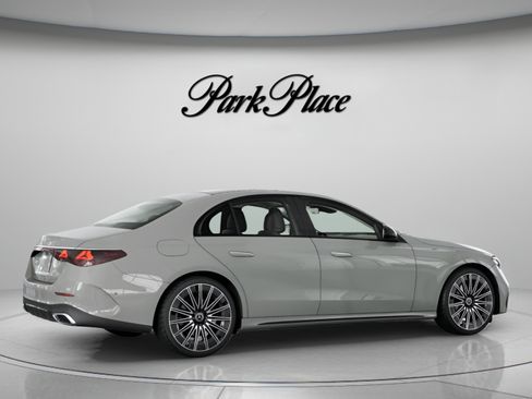 Used 2026 Mercedes-Benz E 350 Sedan image 22