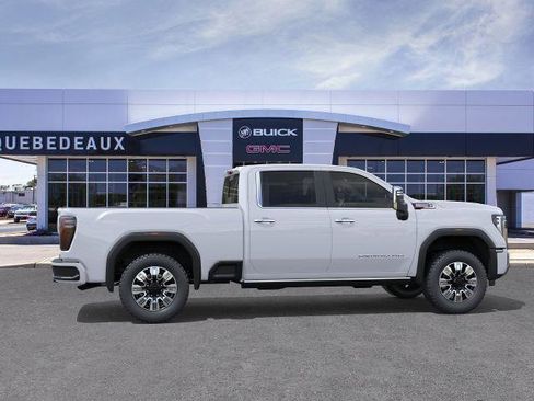 New 2026 GMC Sierra 3500 Denali w/ Denali Reserve Package AWD/4WD image 5